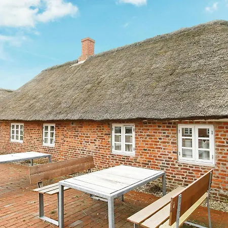 One-bedroom Holiday In 3